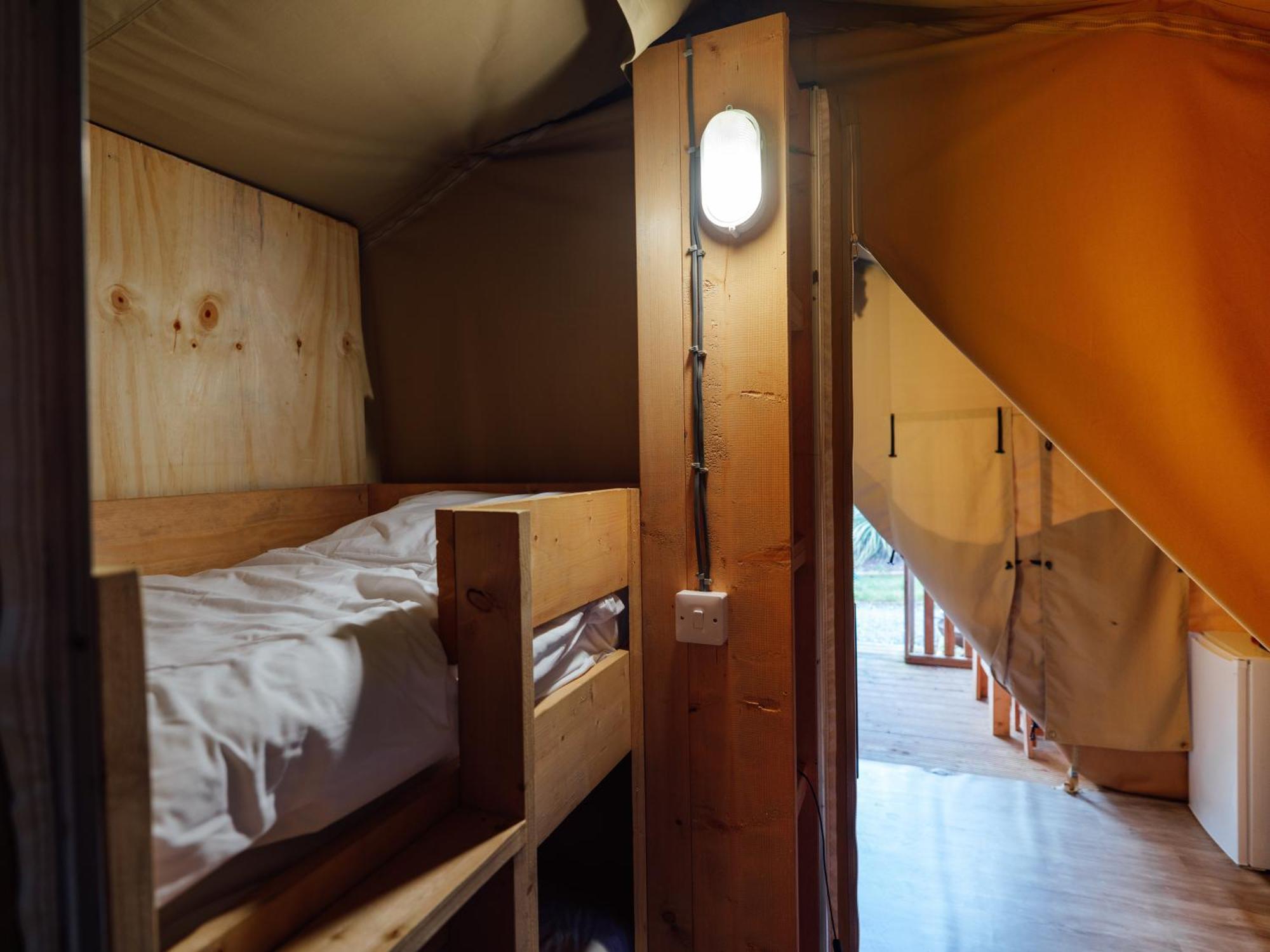 Sunset Retreats Safari Tent Ombersley エクステリア 写真